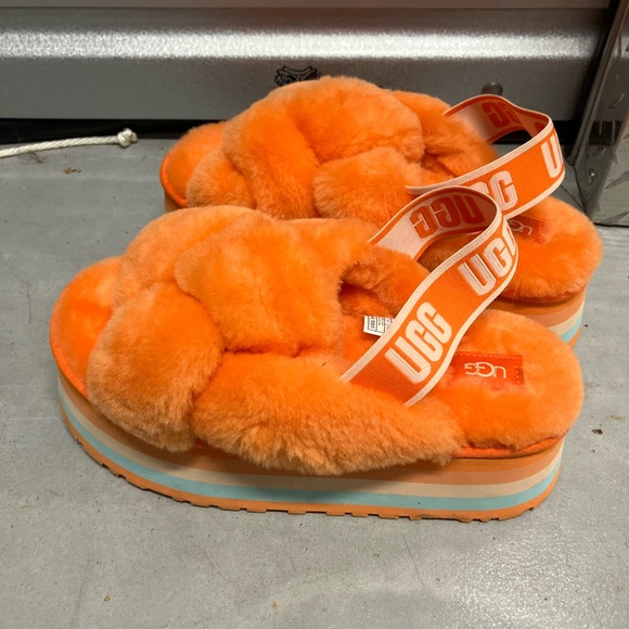 Ugg Disco Knot Slide Sandals - Picture 3 of 7